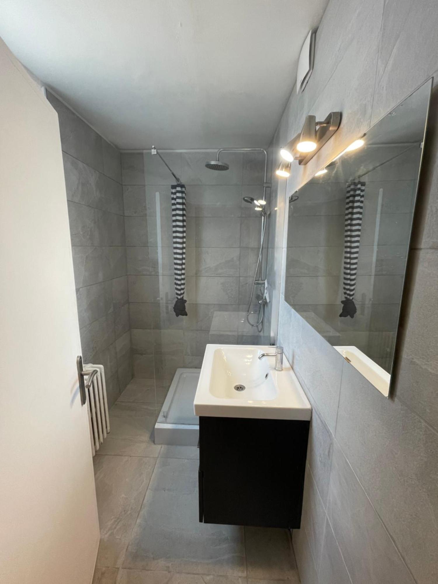 ストラスブール#6 : 2 Pieces Dernier Etage Tres Calme 40M2アパートメント エクステリア 写真